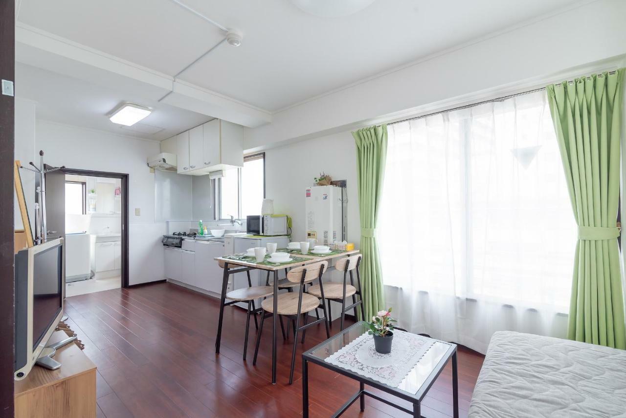 Uhome Iriya Tokio